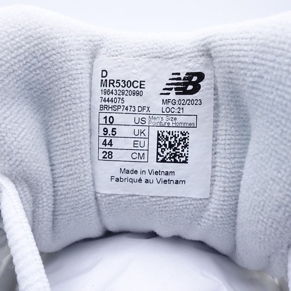 NEW New Balance 530 Sneakers MR530CE Sea Salt/Grey Matter/White - Picture 2 of 7